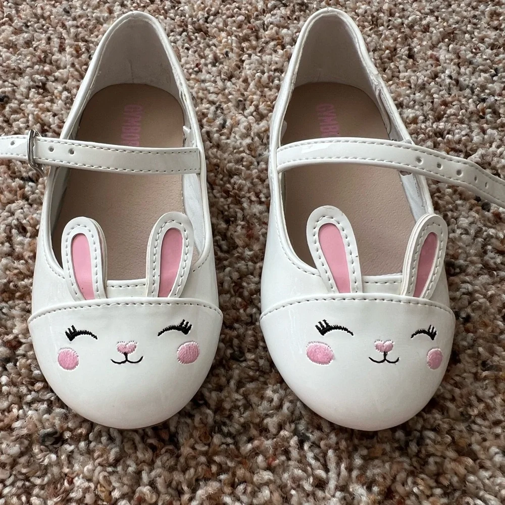Gymboree White and Pink Dress Shoes with Bunny Design - Picture 2 of 5